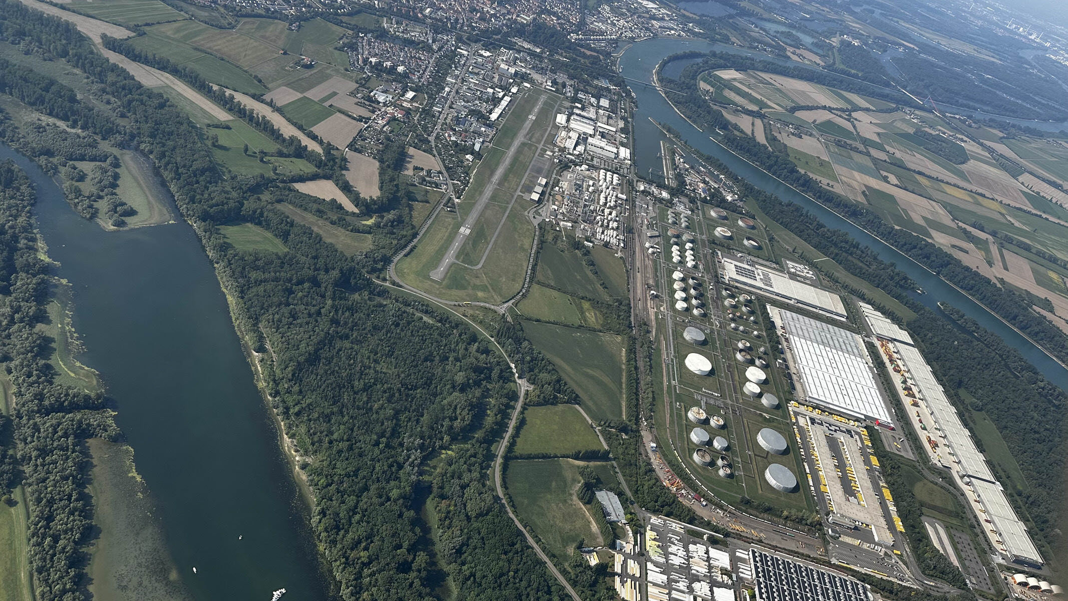 Bericht zum Fluglager 2025 der Kooperation Aachen–Düren in Lachen-Speyerdorf